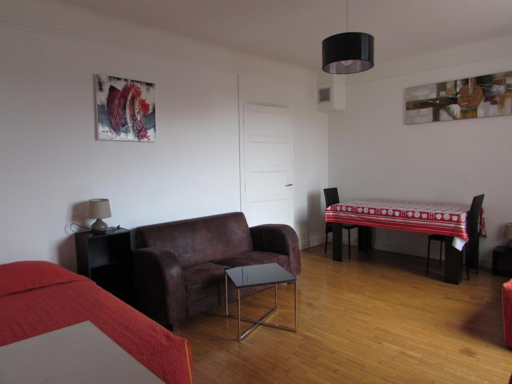 ApartHotel François 1er - 16ème Vitry-le-François Chambre photo